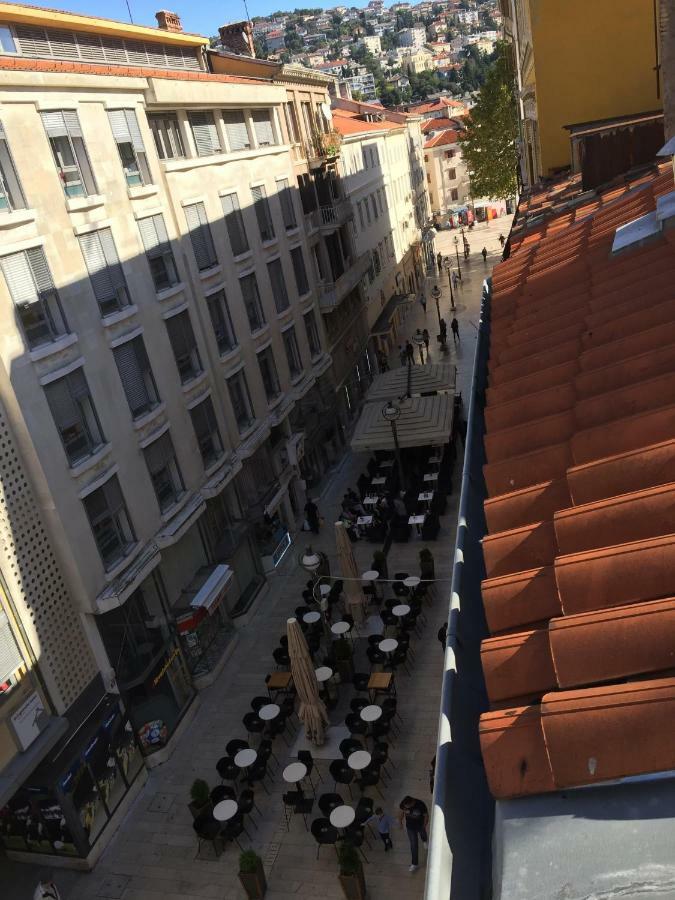 Charming Rijeka City Center Apartment Renee Exterior photo