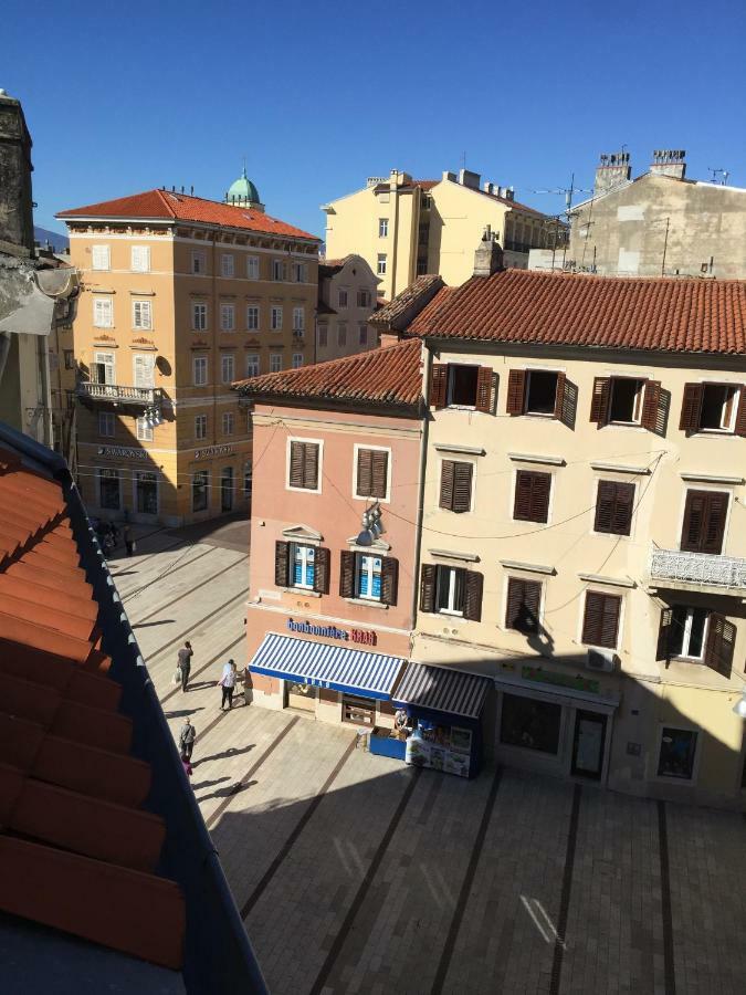 Charming Rijeka City Center Apartment Renee Exterior photo